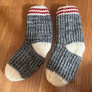 Women’s reading socks . Size 7-9. Like new
